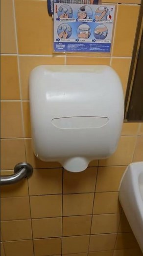 Another XLerator Hand Dryer with a rough wind down