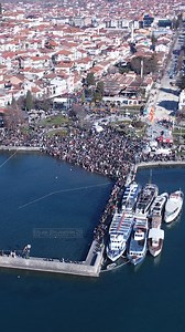 Драги пријатели, ви го најавувам преносот во живо на 19ти (четврток) од 08:30 сабајле, по повод големиот христијански празник Водици во Охрид, кој традиционално по 7ми пат ќе се потрудиме да го доближиме до вашите екрани од повеќе агли заедно со екипата. Преносот ќе оди тука на фан страната а во исто време и на YouTube каде линкот можете да го видите следната веб страна: https://vodici.livestream.mk/ Благодарност до сите пријатели кои не контактираа за поддршка. | Stojan Stojanovski