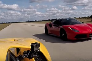 Ford GT VS Ferrari 488 Spider