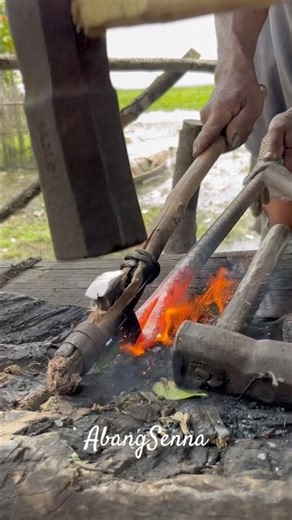 Traditional crow's making ⚒️😎#blacksmith #hammer #craftsmanship #handmade #skills #iron