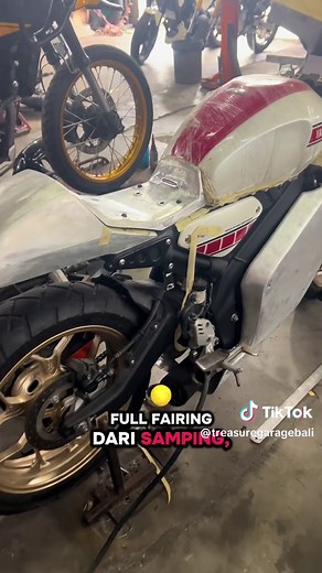 Built Not Bought: Custom Yamaha XSR155 Cafe Racer