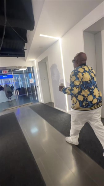 2K views · 27 reactions | Earthquake Live at The Historic Bakersfield...