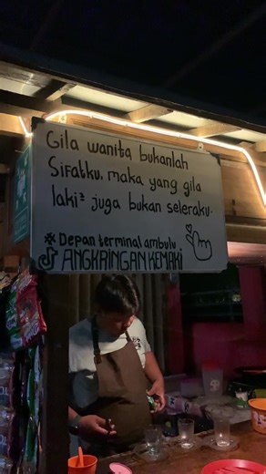 Explore Angkringan Kemaki: A 24-Hour Food Haven in Ambulu