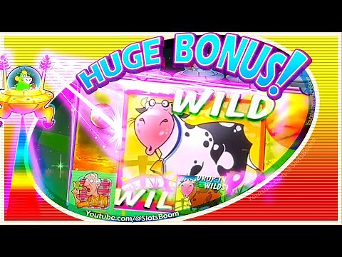 HUGE BONUS!!! WILDS!! INVADERS ATTACK FROM THE PLANET MOOLAH SLOTS at CASINO