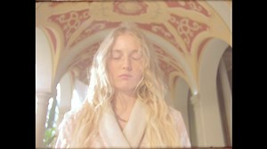 Yves Delorme - Autumn-Winter 2023 "She asked herself how many times she'd been there before ..." . Featuring: GRIMANI, GOLESTAN, PERSE designs Video : @the_bardos @agence_et_nous | Yves Delorme US