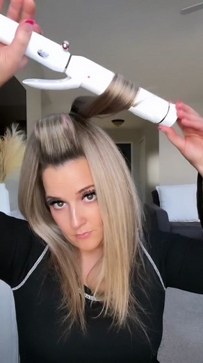 Easy 5-Minute Ponytail Roller Curls Tutorial