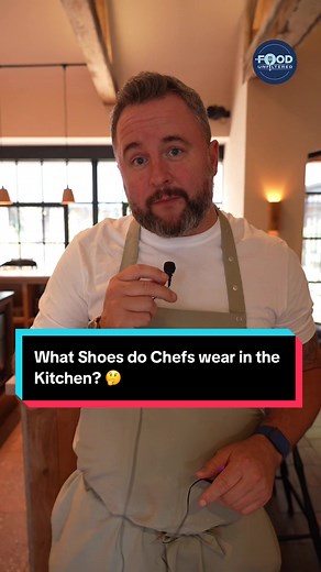 What Shoes do Chefs Wear in the Kitchen?