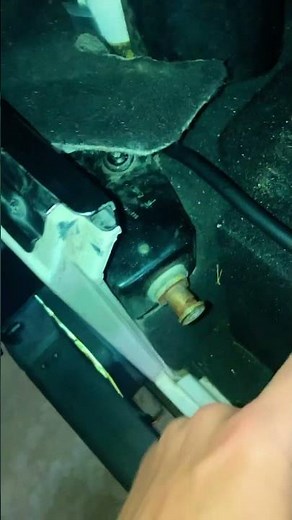Ground loop problem fixed. Keep your ground wires less than 18 inches long.
