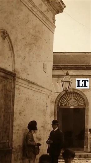 Diario La Tribuna Paraguay on Instagram: "💰🇵🇾 El día que hipotecaron el futuro del Paraguay El 21 de noviembre de 1871, el gobierno paraguayo logró en Londres un empréstito por 1.000.000 de libras esterlinas, a través del intermediario argentino Máximo Terrero. Un año más tarde, bajo la presidencia de Salvador Jovellanos, se firmó otro empréstito que logró la colocación de 562.000 libras. En total, fueron 1.562.000 libras esterlinas destinadas, en teoría, a reconstruir la infraestructura dest