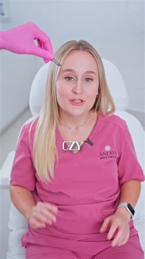 ⚡ Technologia, która uruchamia młodość Twojej skóry ⚡ Laser Wolumetryczny to jedna z najnowocześniejszych metod odmładzania bez skalpela. Działa głęboko w strukturach skóry, inicjując intensywną regenerację tam, gdzie powstaje kolagen — białko odpowiedzialne za jędrność, napięcie i młodzieńczy wygląd. Precyzyjna energia lasera stymuluje skórę od wewnątrz, dzięki czemu: ✨ efekty są naturalne, ✨ widoczne już po pierwszym zabiegu, ✨ a z czasem coraz bardziej spektakularne. ❤️ Przypominamy: z okazji