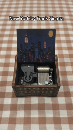 New York by Frank Sinatra Music Box