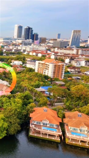 Trying the color wheel trend!!