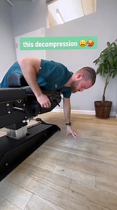 3.2K views · 176 reactions | Here are hreat stretches on how to DECOMPRESS your SPINE  If you experience a tight back or back tension, these Spine Decompression stretches are perfect for stretching out the spine and back 梁 This is NOT medical advice, consult a doctor before trying 﫶 #NYCchiro #LearnOnTikTok #GetAdjustedNow #spinedecompression #decompressyourspine #spinehealth | The Daily News | Facebook