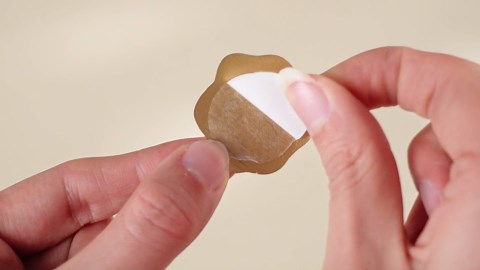 100 Pcs Bow Wax Seal Stickers Wedding Invitation Envelope Seal Stickers, 3D Self Adhesive Stamp Decals for Invitation, Baby Shower, Greeting Cards, Gift Wrapping(Antique Gold)