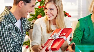 Ways to run a smoother Secret Santa