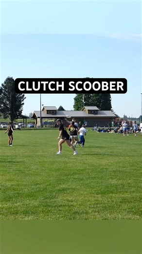Cross-field scoober for the goal at USA Ultimate College Regionals