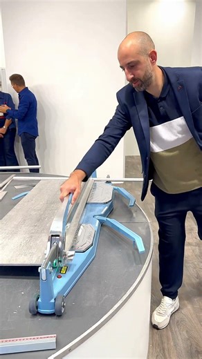 Ето как се реже ивица 1,5 см от плочка 120 см. За секунди.