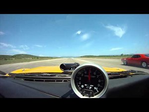 AMC Javelin 401 AMX VS HEMI CUDA