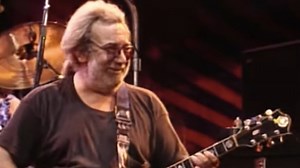 The Grateful Dead Performs ‘Cumberland Blues’ At Alpine Valley In 1989: Pro-Shot Video