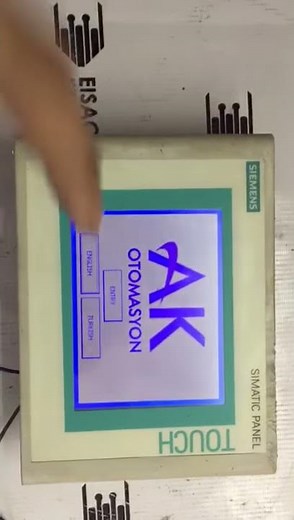 Siemens HMI panel not working and no data to display because of LCD problem,