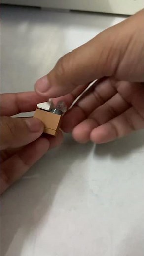 Lego Jerry fuel can tutorial