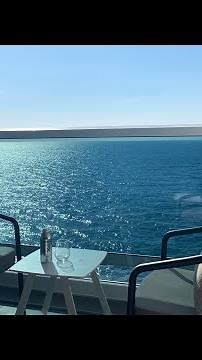 Walk through an Aqua Class Veranda stateroom on Celebrity Beyond