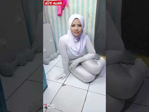 🔴 ASTI AGAIN LIVE WEARING LEGGINGS