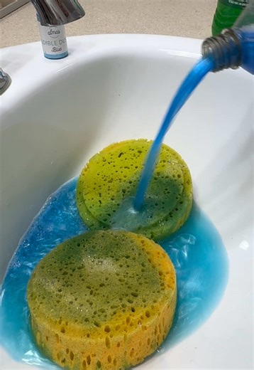 Got me a new shiny DT toy that creates magic potions 🌙🧪🔮 #foryoypage #yummy #cleantok #asmr #satisfying