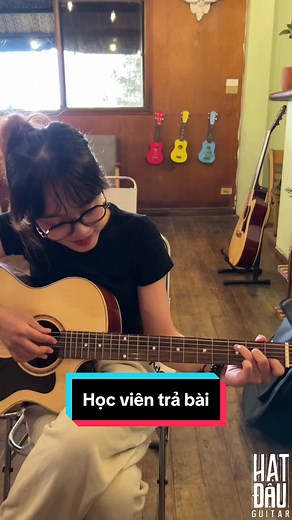 Học viên trả bài, đàn guitar dành cho người mới #guitar #hatdauguitar #guitartutorial #guitardemhat #hocguitar #xuhuong #guitargiare #tiktokshop #tuhocguitar #huongdanguitar
