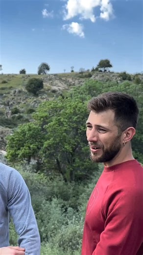 Great SPORTSWEAR from ADDICTED No TARIFFS! www.addictedusa.com RECYCLED COTTON SWEATSHIRT #AD1225 RECYCLED COTTON BERMUDAS #AD1230 ADDICTED GYM BAG #AD1075 Always ADDICTED Visit us at addictedusa.com Proudly Designed & Made in Barcelona | Addicted USA