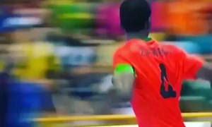 Klas, kalite, şık... Artık içinizden hangisi geliyorsa. #style #cool #skills #futbol #goals #takip #takibetakip #takipleşelim #takipedenitakipederim | SPORX