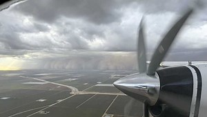 VIDEO: Massive dust storm causes vehicle pileup on California highway