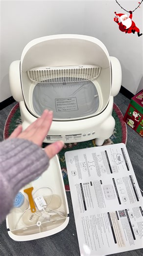 My old routine: come home -> hold breath -> scoop. My new routine: come home cuddle my cat. Period. This white wonder box fixed everything: • Remote Clean-Up: One tap in the app cleans it. Perfect for last-minute guest panic! • Huge Capacity: The drawer is massive. For one cat, I only empty it every other week. • Quiet & Discreet: It works so quietly after each use, I sometimes forget it's there. The joy of having a cat should be the cat, not the chores. This box gave me that back. Life's too sh