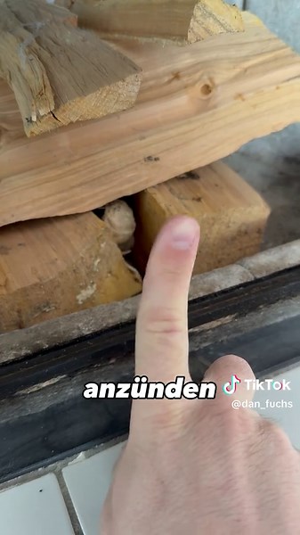 Hast du es auch IMMER FALSCH gemacht?🤯💥 Du findest die Links zum Feuchtigkeitsmessgerät und den Anzünder im Linktr.ee auf meinem Profil! 🙏 #tippsundtricks #lifehacks #kamin
