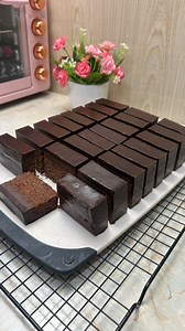 1.1M views · 11K reactions | Cake Ketagih Coklat Viral  Bahan...