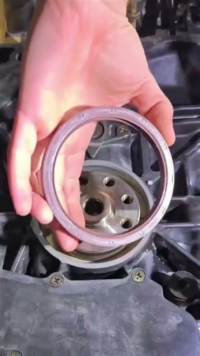 After replacing the crankshaft, use a self-tapping screw to remove #MechanicLife#Engineering