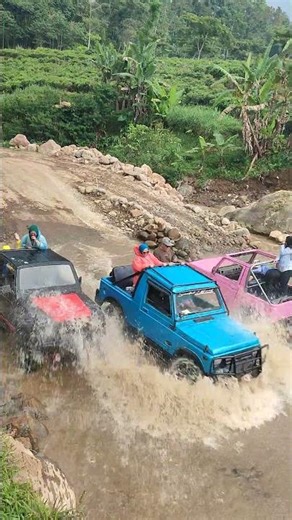 Belalang tempur Jeep offroad adventure kemuning #truckoffroad #4x4 #offroad #mud #offroading