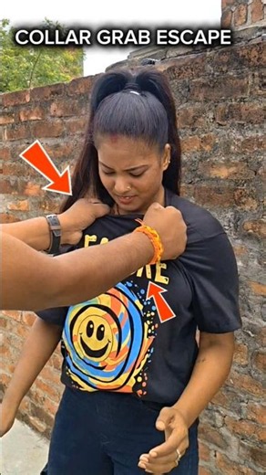 Easily break a collar grab – best self-defense #selfdifence #kravmaga #martialarts