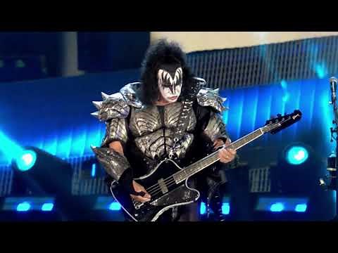 "100,000 Years Live 4K" KISS 2020 Goodbye Atlantis, The Palm, Dubai