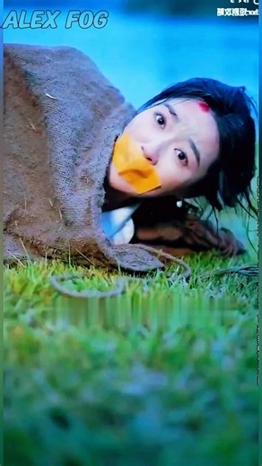 Is Ladki Ke Sath Kiya Kare Ge Ye Admi 😱 #korea #cortos #luckygameplay #kirish #korean