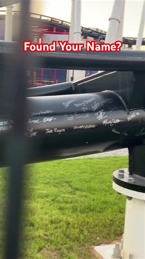 Signatures on Circuit Breaker (Vekoma) at Cotaland #rollercoaster #cotaland