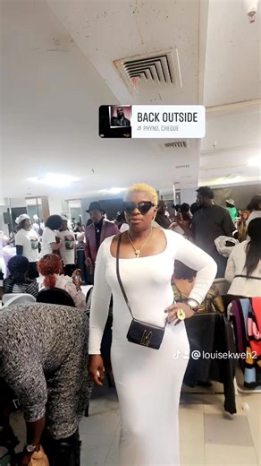 Gorgeous woman 👩 😍 ❤️ 💕 | Louise G Kweh