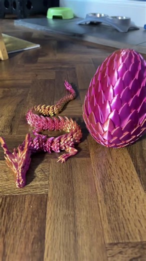 randomlifeuk (@randomlifeuk)’s videos with Who You Share it With - Layup