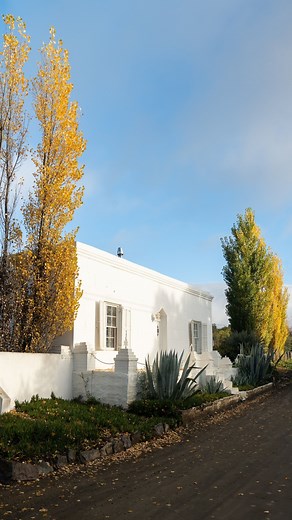 LekkeSlaap on Instagram: "The perfect quaint Karoo cottage for rest and relaxation!⁠ ⁠ 📍Klein Geluk, Nieu-Bethesda⁠ ⁠ ✔️Sleeps 4⁠ ✔️Pet-friendly🐶⁠ ✔️Swimming dam⁠ ✔️Braai🔥⁠ ✔️Garden⁠ ✔️Free Wi-Fi⁠ ✔️From R2 950 per night (T&Cs)⁠ ✔️Link in bio🔗⁠ ⁠ #NieuBethesda⁠ #EasternCape⁠ #LekkeSlaap"