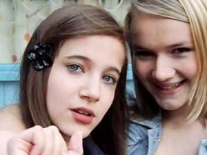 eastenders lauren and lucy.wmv