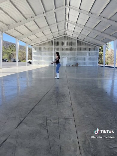 One that’s always played in the dance halls 🔥 #linedance #linedancer #linedancing #linedancetiktok #linedancingontiktok #edsherran #shiverslinedance #shivers