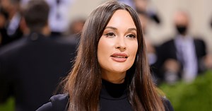 Kacey Musgraves Wore Only Her Boots and Guitar During 'SNL' Performance