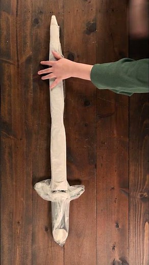 Weapon Wednesday: De Joinville Sword | Medieval Collectibles