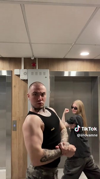 Milkshake Dance Tutorial in the Bathtub