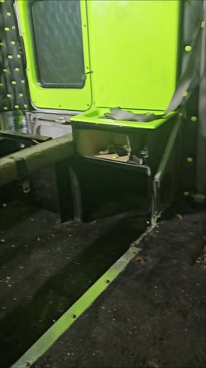 Custom Kenworth W900 Truck Epoxy Floors | Brampton, Canada